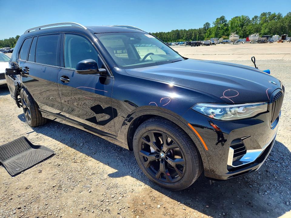 2021 BMW X7 VIN 5UXCW2C07M9H31532 COPART salvage auction — REAR END, Nc - Salvage Certificate Of Title, sold $275 on 2026-07-27 (photo 4)