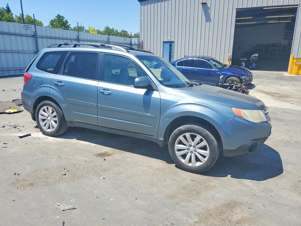 2012 Subaru Forester VIN JF2SHADC2CH443933 COPART salvage auction — REAR END, Ca - Salvage Certificate, sold $950 on 2026-07-02 (photo 4)