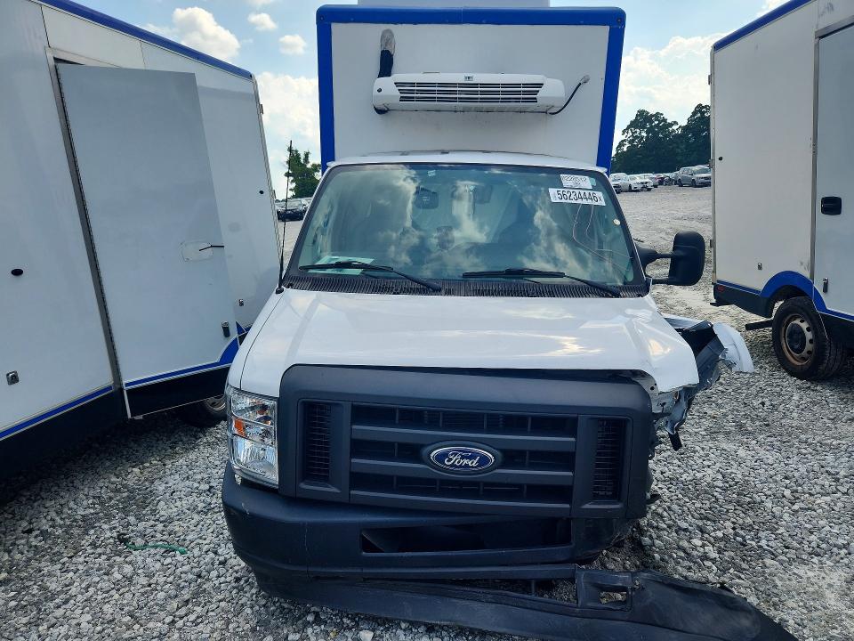 2023 Ford Econoline VIN 1FDWE3FK4PDD24976 COPART salvage auction — FRONT END, Ga - Certificate Of Title, sold $10,300 on 2026-07-29 (photo 5)