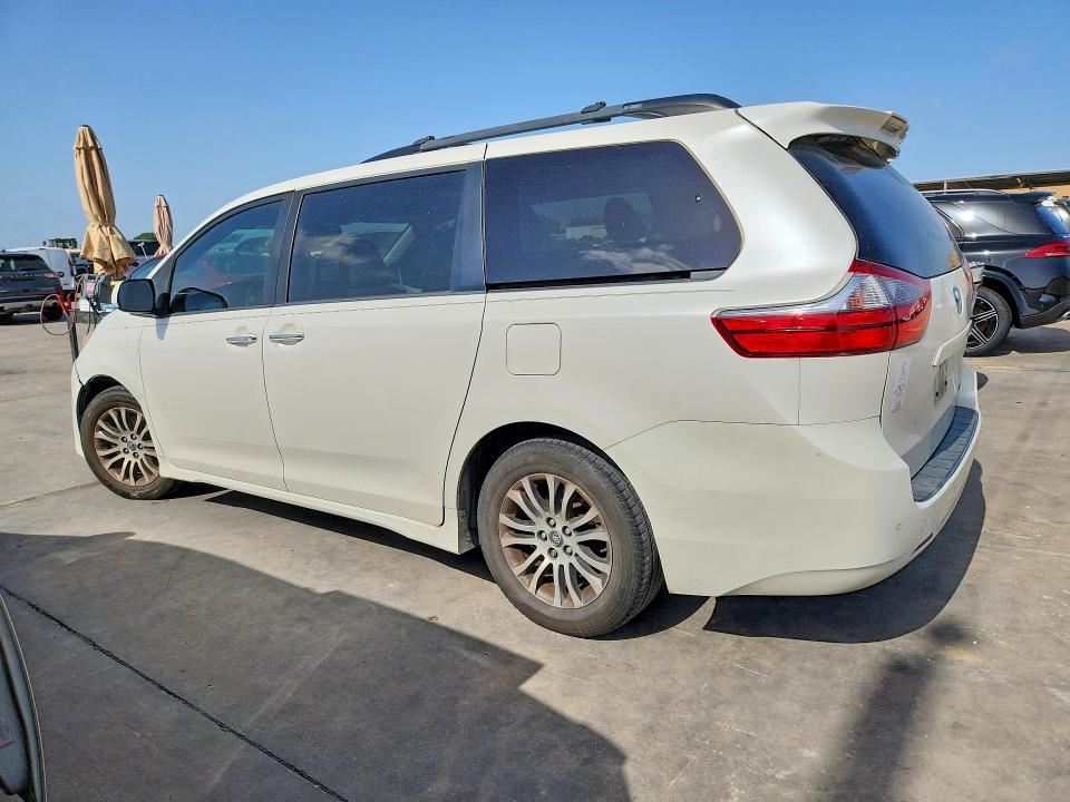 2020 Toyota Sienna VIN 5TDYZ3DC8LS027026 COPART salvage auction — WATER/FLOOD, Tx - Salvage Title-Flood Damage, sold $3,000 on 2026-07-09 (photo 2)