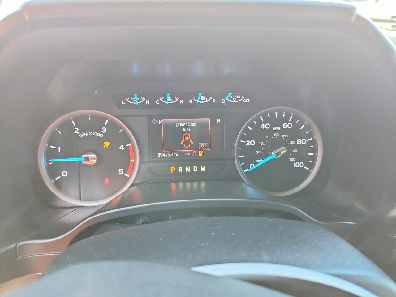 2020 Ford F550 VIN 1FD0X5HT0LED25015 COPART salvage auction — Minor Dent/Scratches, NY - CERTIFICATE OF TITLE, sold $27,750 on 2026-06-29 (photo 9)