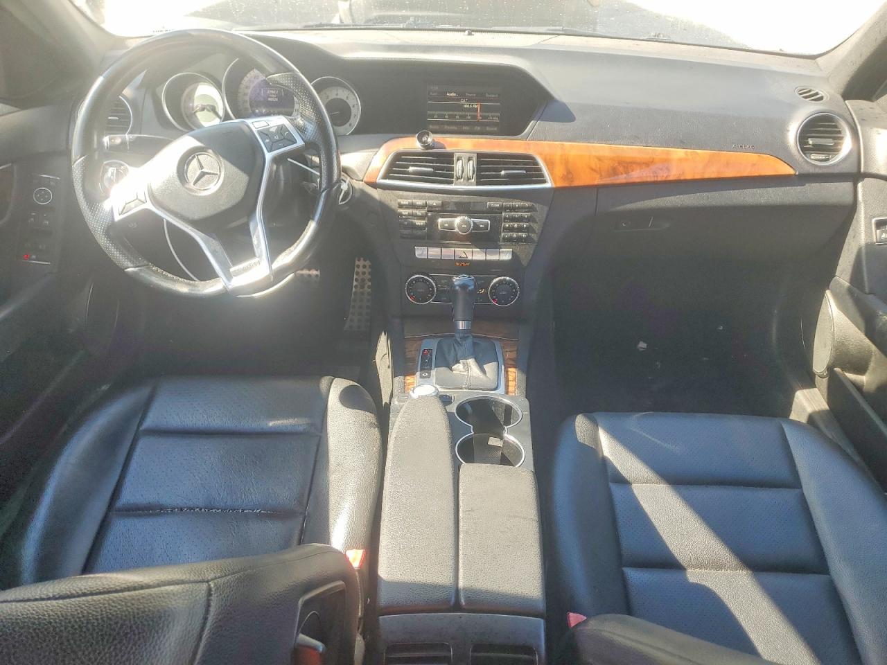 2013 Mercedes-Benz C-Class VIN WDDGF8AB8DR264537 COPART salvage auction — Normal Wear, KY - CERT OF TITLE-REBUILT VEHICLE, sold $2,250 on 2026-07-01 (photo 8)