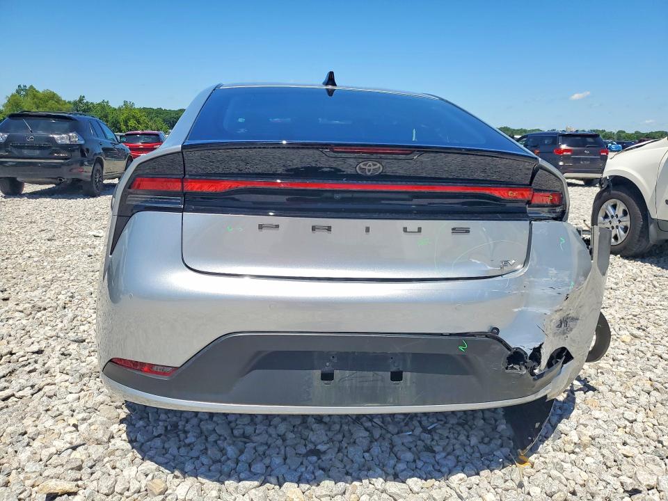 2026 Toyota Prius VIN JTDACAAU3T3072798 COPART salvage auction — SIDE, MI - CERT OF TITLE-SALVAGE VEHICLE, sold $10,100 on 2026-07-09 (photo 6)