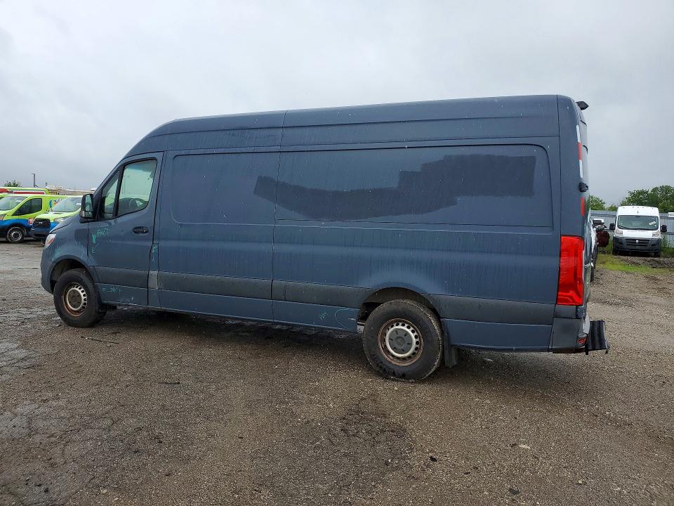 2019 Mercedes-benz VIN WD4PF1CD9KP131722 COPART salvage auction — REAR END, Oh - Certificate Of Title, sold $7,800 on 2026-07-29 (photo 2)