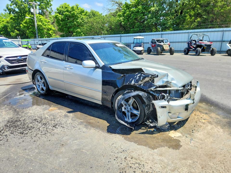 2001 Lexus Is VIN JTHBD182810017914 COPART salvage auction — FRONT END, NJ - CERT OF TITLE-SALVAGE, sold $125 on 2026-07-28 (photo 4)