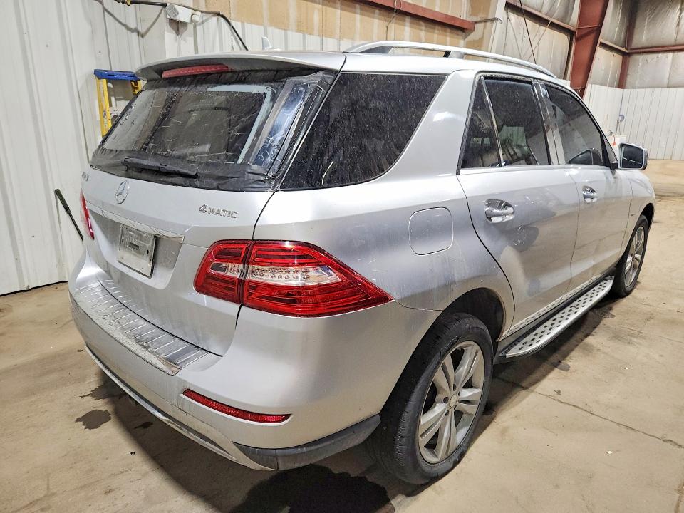 2012 Mercedes-benz VIN 4JGDA5HBXCA055048 COPART salvage auction — MECHANICAL, Ak - Certificate Of Vehicle Title, sold $1,100 on 2026-07-21 (photo 3)