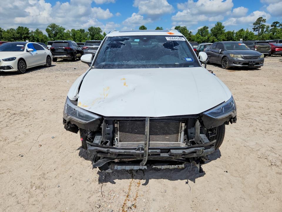 2023 Audi Q3 VIN WA1DECF35P1118906 COPART salvage auction — FRONT END, Tx - Salvage Vehicle Title, sold $3,950 on 2026-07-07 (photo 5)