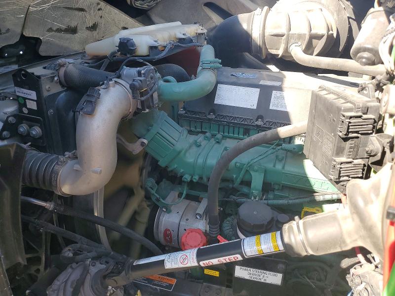 2022 Volvo VIN 4V4WC9EH2NN604328 COPART salvage auction — NORMAL WEAR, TX - DIS/DLR/EXP ONLY CLEAN TITLE, sold $16,200 on 2026-07-28 (photo 7)