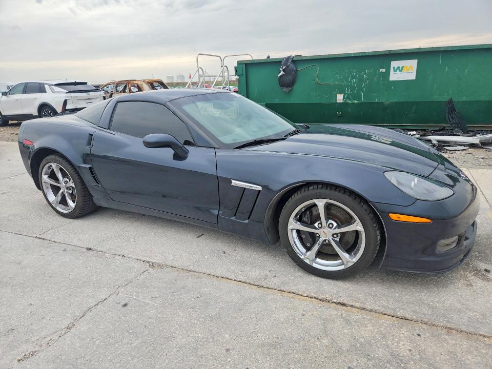 2013 Chevrolet Corvette VIN 1G1YW2DW6D5101024 COPART salvage auction — WATER/FLOOD, La - Cert Of Title-Salvage Water, sold $15,400 on 2026-07-08 (photo 4)
