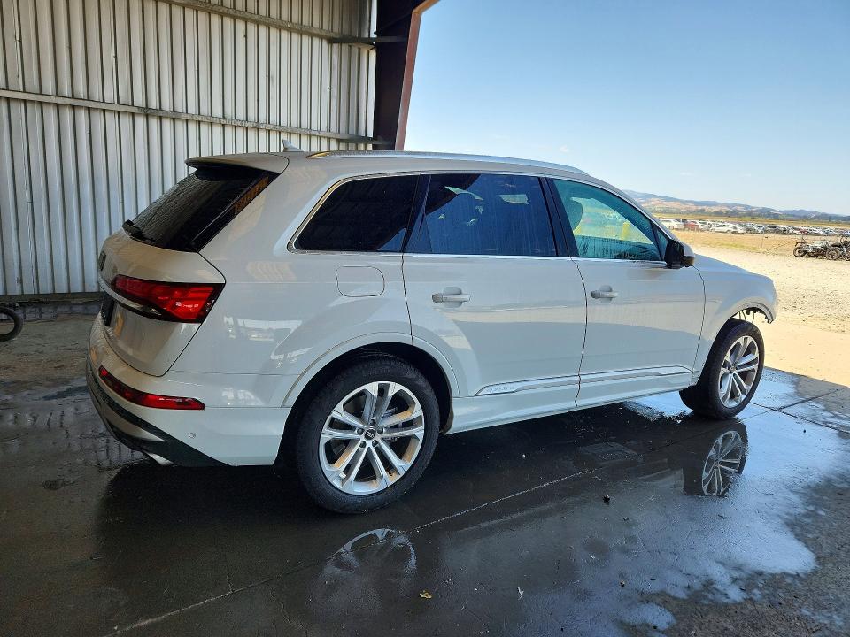 2025 Audi Q7 VIN WA1LCBF71SD006559 COPART salvage auction — FRONT END, CA - CERTIFICATE OF TITLE (P), sold $32,250 on 2026-08-24 (photo 3)