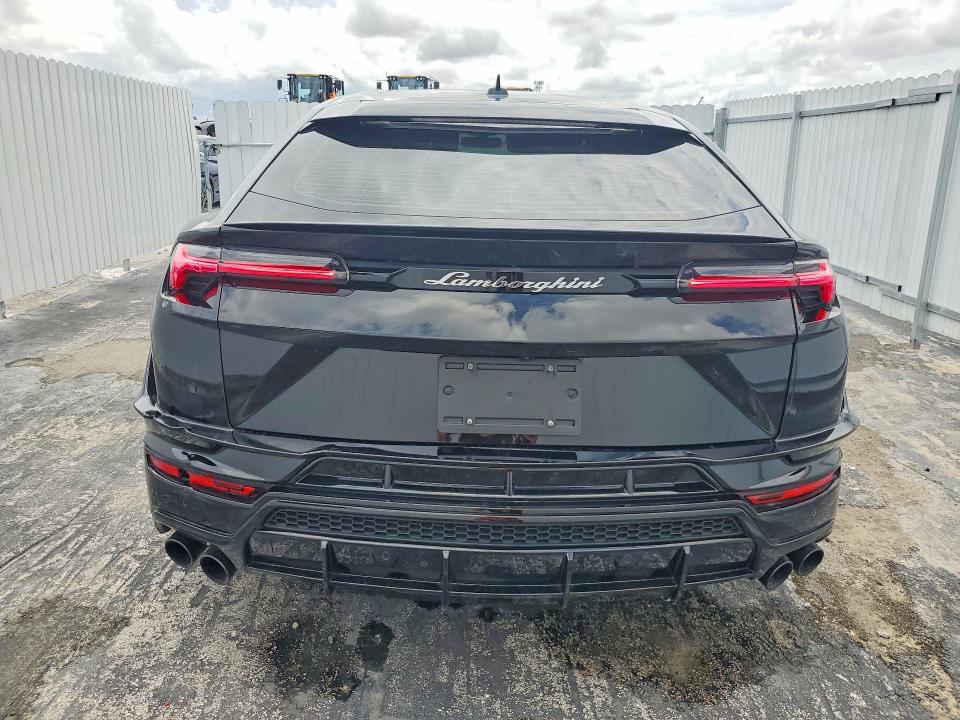 2023 Lamborghini VIN ZPBCB3ZL4PLA26818 COPART salvage auction — SIDE, Cn - Parts Only, sold $132,000 on 2026-07-17 (photo 6)