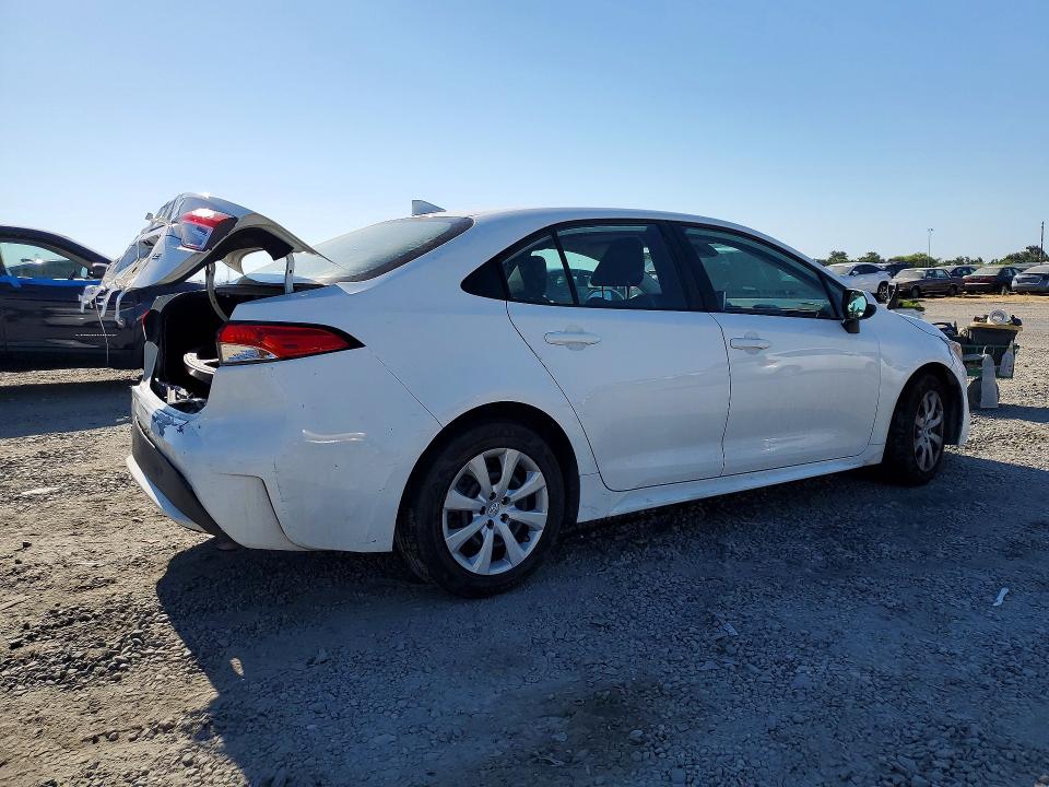 2021 Toyota VIN 5YFEPMAE1MP189241 COPART salvage auction — REAR END, Ca - Salvage Certificate, sold $6,000 on 2026-07-14 (photo 3)