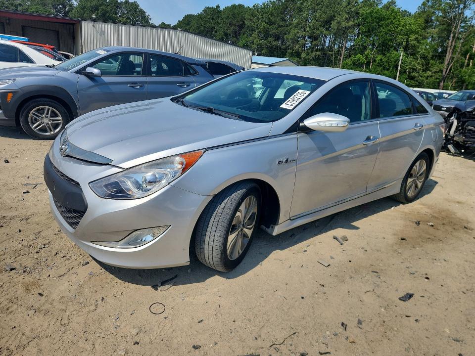 2013 Hyundai VIN KMHEC4A41DA099011 COPART salvage auction — REAR END, Md - Cert Of Salvage > 75% Damage, sold $600 on 2026-07-28 (photo 1)