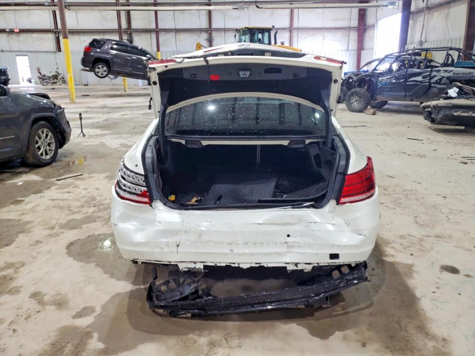 2015 Mercedes-benz E-klasse VIN WDDKJ6HB9FF297098 COPART salvage auction — FRONT END, Ky - Bill Of Sale/Part Only/No Titl, sold $850 on 2026-07-15 (photo 6)