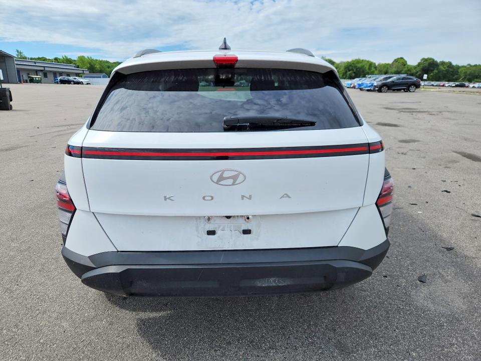 2025 Hyundai Kona VIN KM8HB3ABXSU326586 COPART salvage auction — FRONT END, Fl - Certificate Of Destruction, sold $6,000 on 2026-07-06 (photo 6)