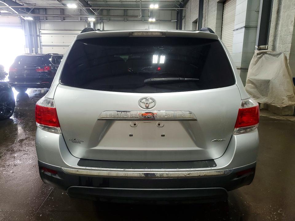 2012 Toyota Highlander VIN 5TDBK3EH4CS157843 COPART salvage auction — FRONT END, Mn - Cert Of Title-Prior Salvage, sold $475 on 2026-07-28 (photo 6)