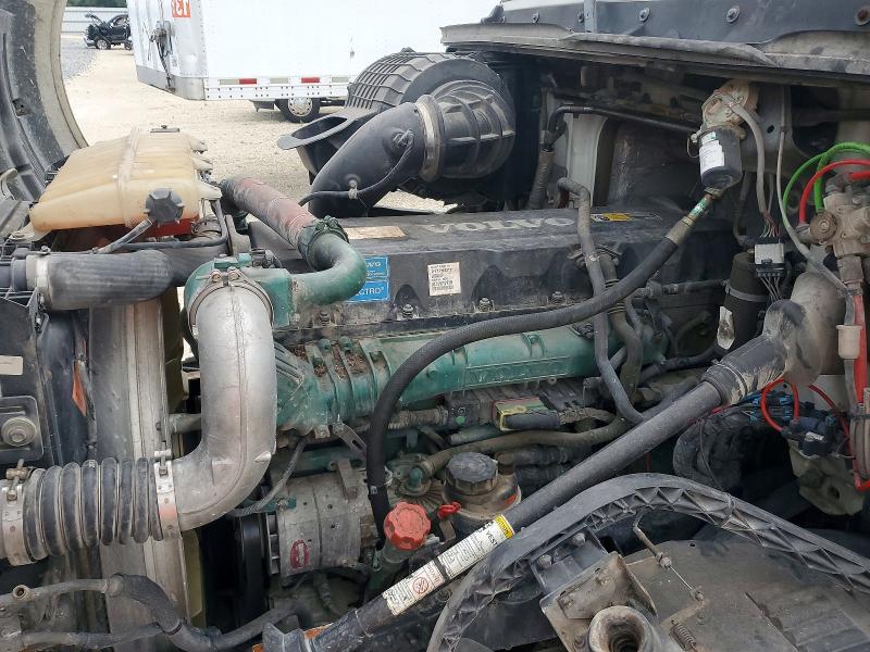 2009 Volvo Vn VIN 4V4NC9EGX9N264404 COPART salvage auction — FRONT END, Wa - Vehicle Cert Of Ownership-Titl, sold $2,550 on 2026-07-14 (photo 7)