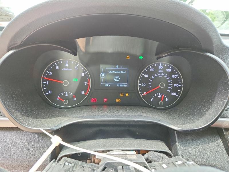 2017 Kia Optima VIN 5XXGT4L39HG173013 COPART salvage auction — VANDALISM, Va - Cert Of Title - Salvage, sold $625 on 2026-07-24 (photo 9)