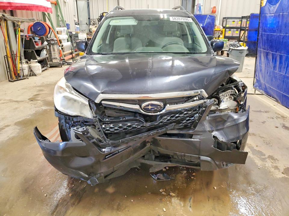 2014 Subaru Forester VIN JF2SJAEC8EH422266 COPART salvage auction — FRONT END, Wy - Certificate Of Title, sold $1,850 on 2026-07-25 (photo 5)