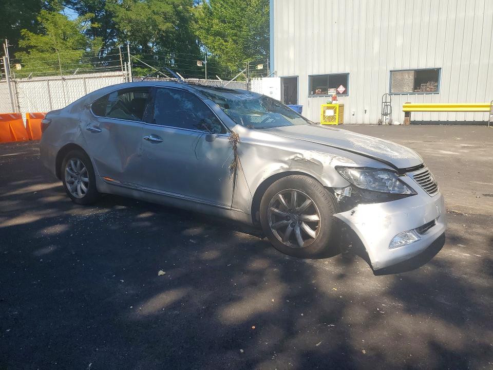 2009 Lexus Ls 460 VIN JTHBL46F195090681 COPART salvage auction — ROLLOVER, Or - Salvage Title Certificate, sold $825 on 2026-07-22 (photo 4)