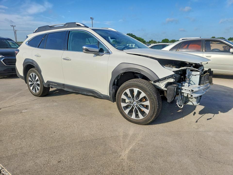 2024 Subaru Outback VIN 4S4BTAPC8R3201657 COPART salvage auction — FRONT END, Tx - Salvage Vehicle Title, sold $10,500 on 2026-07-27 (photo 4)