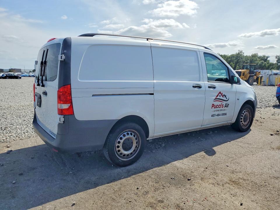2017 Mercedes-benz Metris VIN WD3PG2EA3H3219272 COPART salvage auction — SIDE, Fl - Cert Of Title Slvg Rebuildable, sold $2,600 on 2026-07-13 (photo 3)
