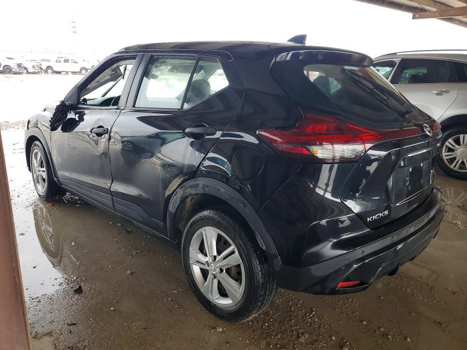 2022 Nissan Kicks VIN 3N1CP5BV7NL522085 COPART salvage auction — SIDE, Tx - Salvage Vehicle Title, sold $3,050 on 2026-07-02 (photo 2)