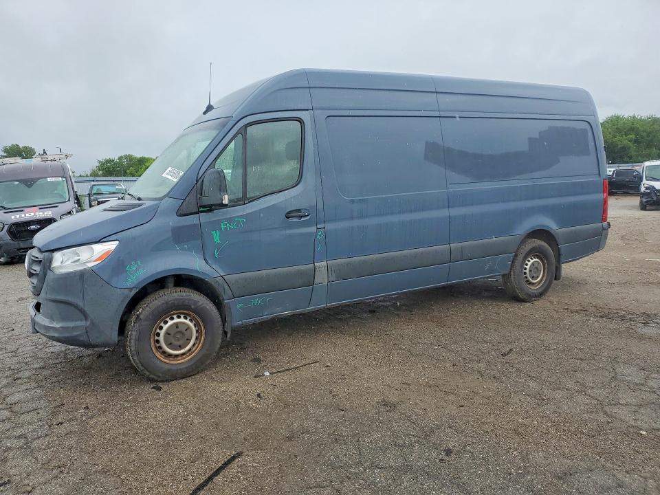 2019 Mercedes-benz VIN WD4PF1CD9KP131722 COPART salvage auction — REAR END, Oh - Certificate Of Title, sold $7,800 on 2026-07-29 (photo 1)