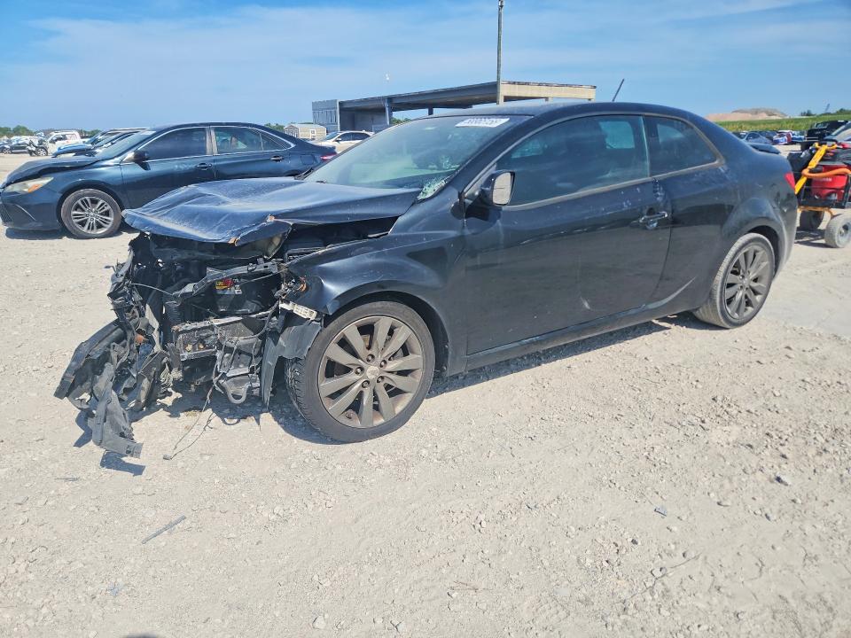 2013 Kia Forte VIN KNAFW6A32D5707045 COPART salvage auction — FRONT END, Fl - Cert Of Title Slvg Rebuildable, sold $425 on 2026-07-14 (photo 1)