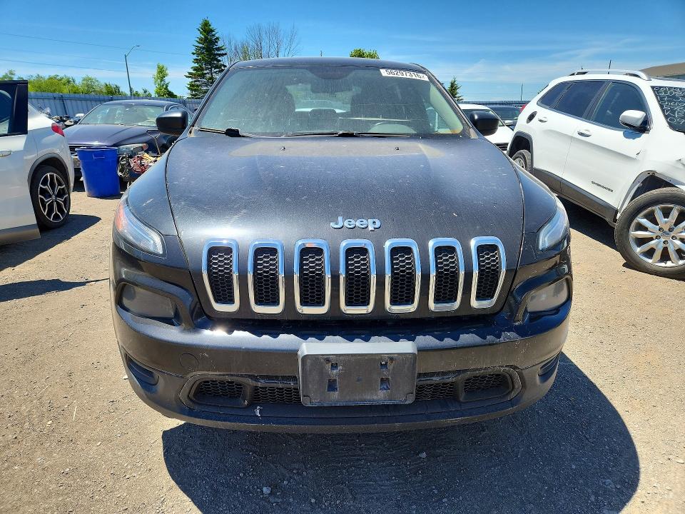 2014 Jeep VIN 1C4PJMAB4EW284739 COPART salvage auction — MINOR DENT/SCRATCHES, On - Permit No Brand - Unfit, sold $400 on 2026-07-03 (photo 5)