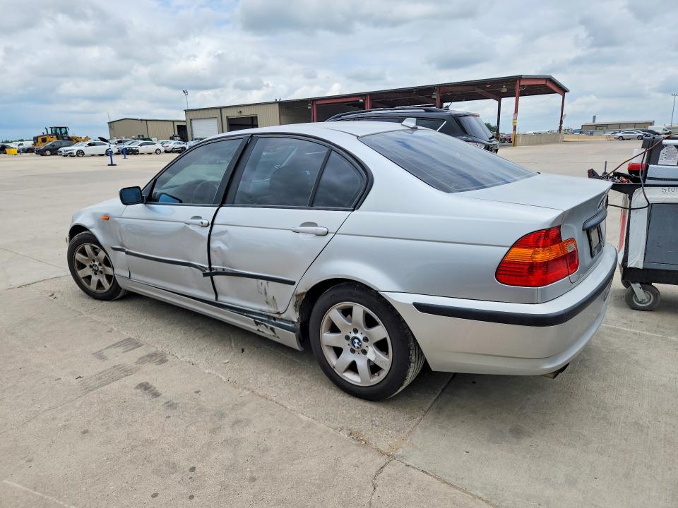 2004 BMW 3 series VIN WBAEV33404KR27451 COPART salvage auction — SIDE, Tx - Salvage Vehicle Title, sold $500 on 2026-07-13 (photo 2)
