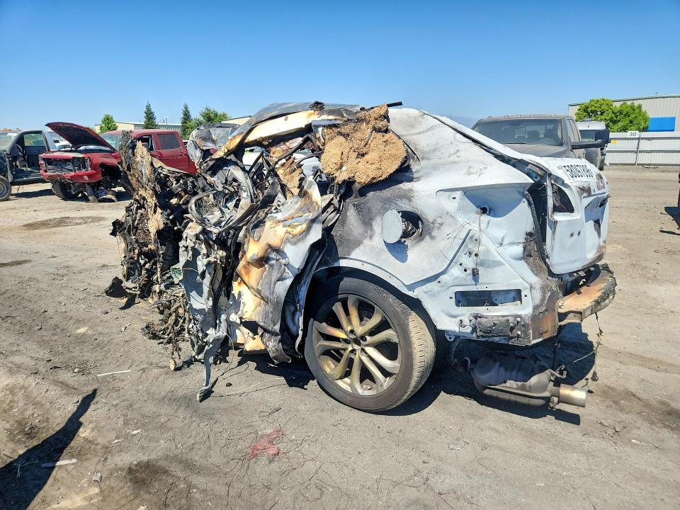 2013 Mazda Cx-9 VIN JM3TB2DV8D0422247 COPART salvage auction — BURN, CA - NON-REPAIRABLE VEHICLE CERT, sold $200 on 2026-07-24 (photo 2)