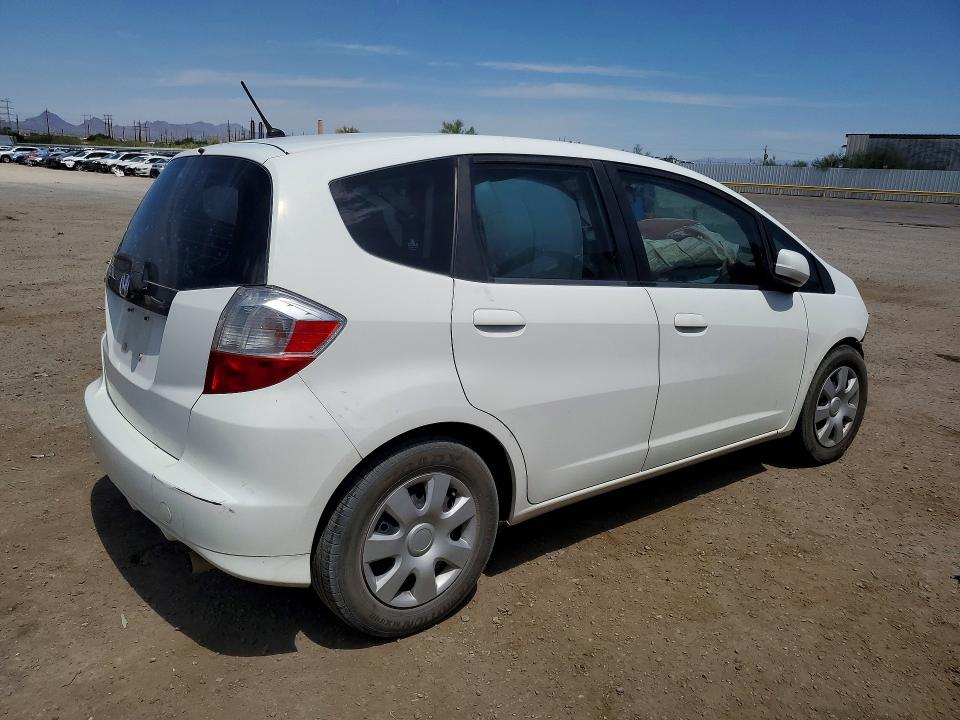 2013 Honda Fit VIN JHMGE8H39DC019856 COPART salvage auction — FRONT END, Az - Cert Of Title - Salvage, sold $325 on 2026-07-06 (photo 3)