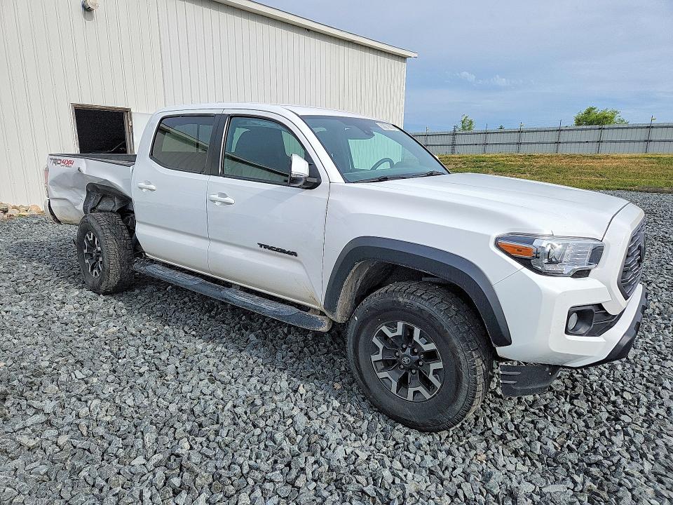 2021 Toyota Tacoma VIN 5TFCZ5AN4MX270064 COPART salvage auction — REAR END, Mi - Cert Of Title-Salvage Vehicle, sold $12,100 on 2026-07-24 (photo 4)