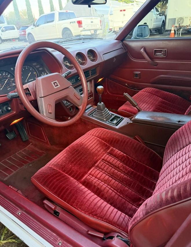 1983 Datsun 280zx VIN JN1CZ04S5DX755224 COPART salvage auction — UNDERCARRIAGE, Nv - Dis/Dlr/Exp Only Salvage Title (P), sold $5,300 on 2026-07-14 (photo 5)