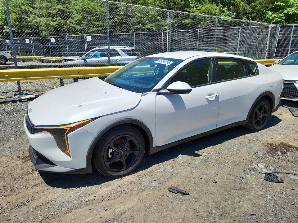 2025 Kia K4 VIN 3KPFT4DE1SE111472 — COPART salvage auction photo
