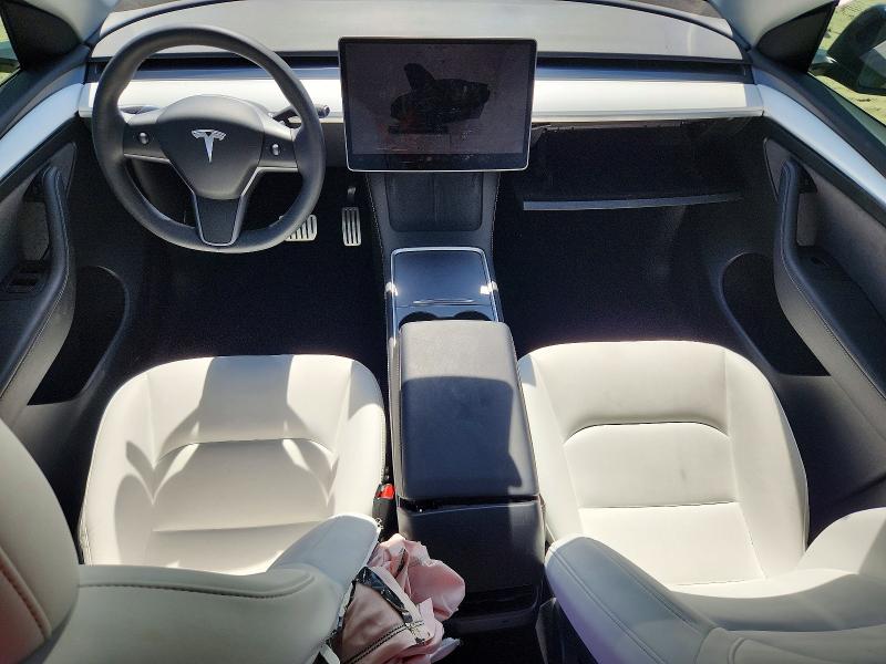 2024 Tesla Model y VIN 7SAYGDEF8RF039777 COPART salvage auction — SIDE, FL - CERT OF TITLE SLVG REBUILDABLE, sold $12,100 on 2026-07-24 (photo 8)