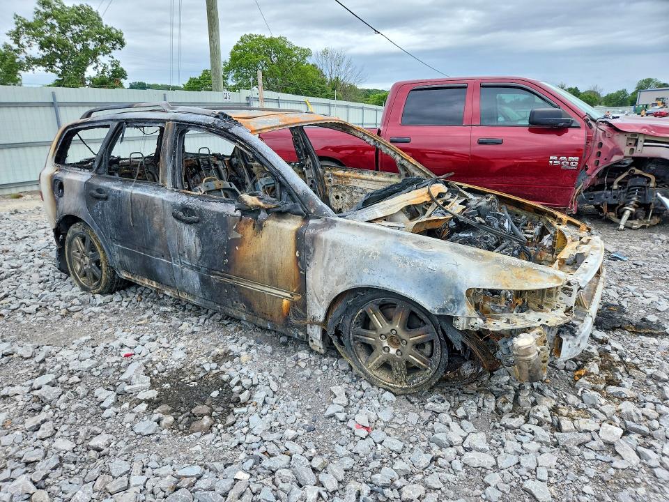 2006 Volvo V50 VIN YV1MW382062159776 COPART salvage auction — BURN, TN - NON-REPAIRABLE CERTIFICATE, sold $150 on 2026-07-13 (photo 4)