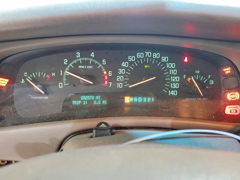 2001 Buick Park avenue VIN 1G4CU541714264758 COPART salvage auction — FRONT END, NY - MV-907A SALVAGE CERTIFICATE, sold $450 on 2026-07-06 (photo 9)