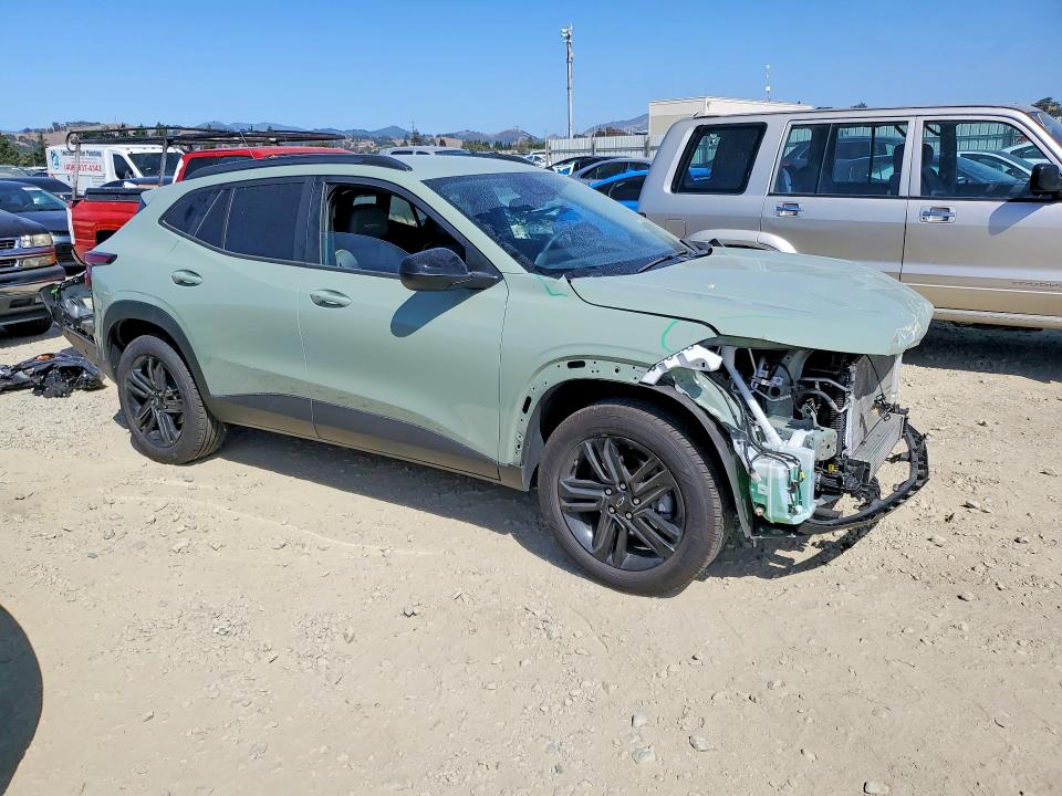 2025 Chevrolet Trax VIN KL77LKEP0SC340190 COPART salvage auction — FRONT END, Ca - Salvage Certificate, sold $7,100 on 2026-07-28 (photo 4)