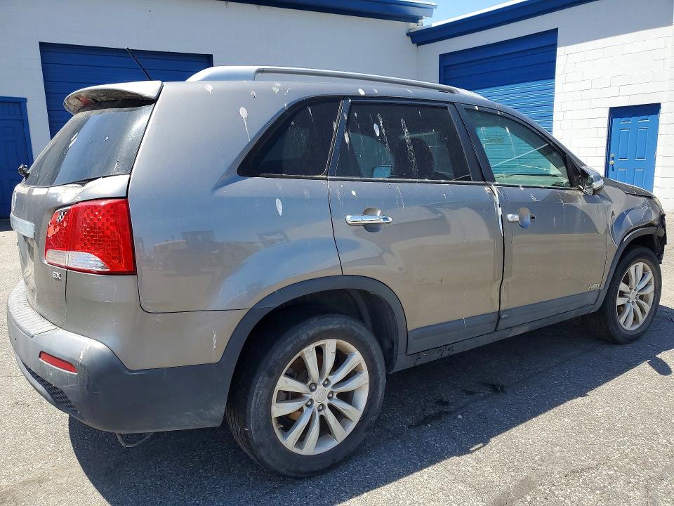2011 Kia Sorento VIN 5XYKUDA14BG123518 COPART salvage auction — FRONT END, Wa - Vehicle Cert Of Ownership-Titl, sold $400 on 2026-07-20 (photo 3)
