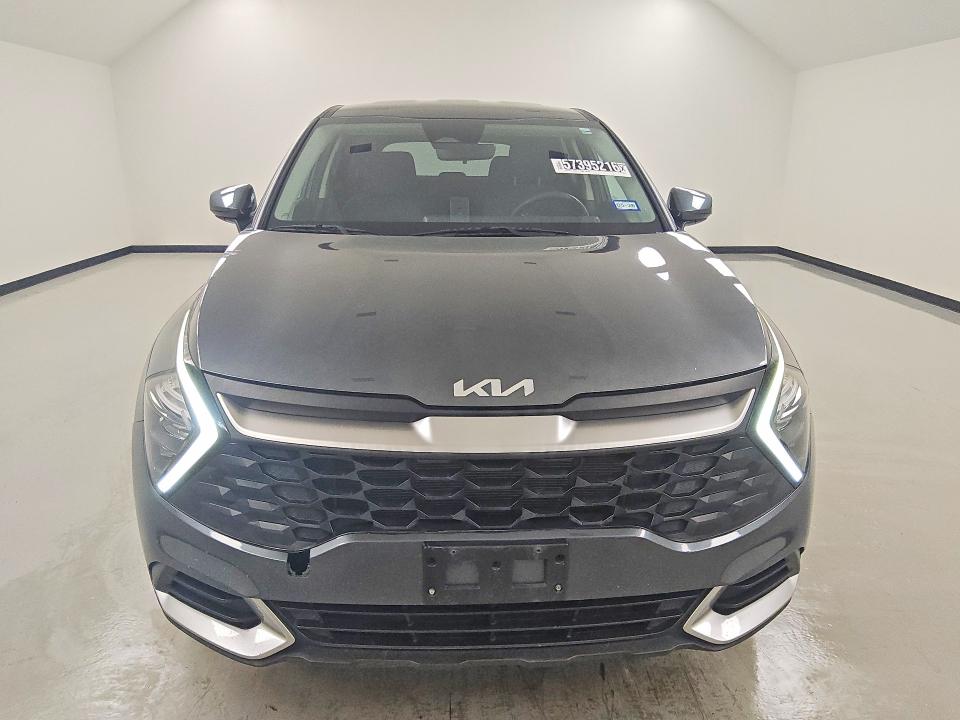 2023 Kia Sportage VIN KNDPUCAF4P7106184 COPART salvage auction — MINOR DENT/SCRATCHES, TX - CERTIFICATE OF TITLE (P), sold $9,900 on 2026-07-23 (photo 5)