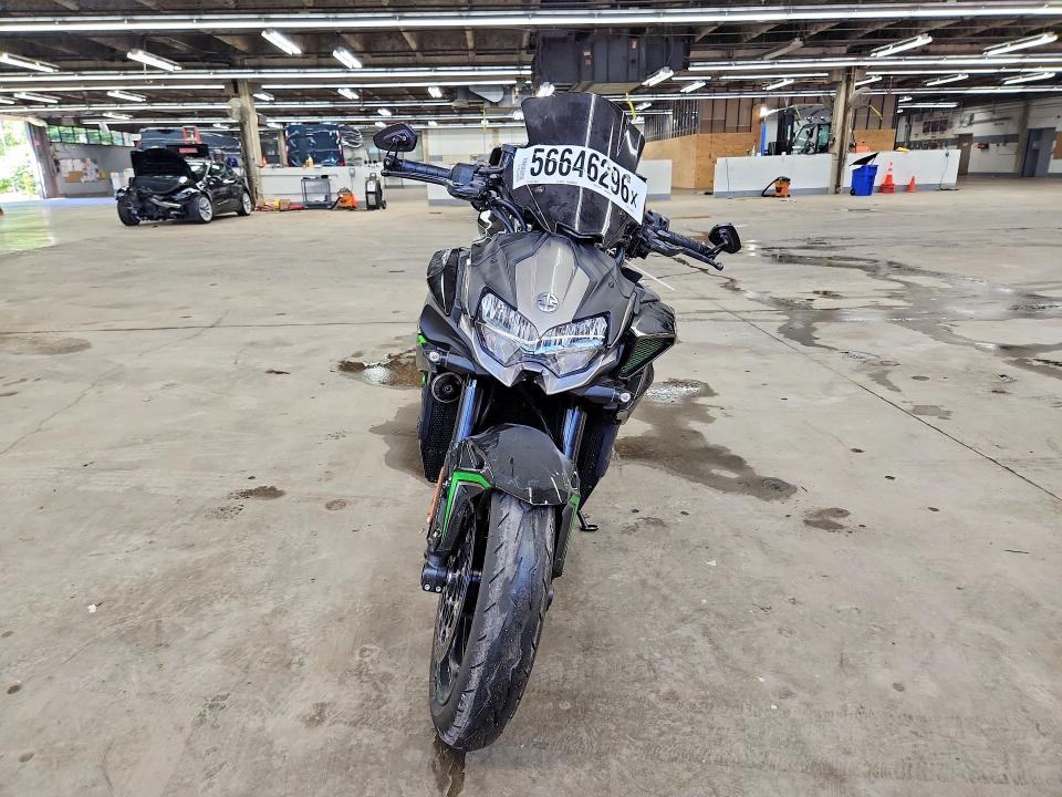 2020 Kawasaki Zr VIN JKAZRCK1XLA002612 COPART salvage auction — MINOR DENT/SCRATCHES, Ia - Certificate Of Title (P), sold $8,300 on 2026-07-27 (photo 2)