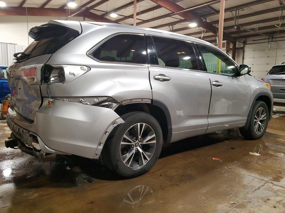2016 Toyota VIN 5TDJKRFH2GS506940 COPART salvage auction — REAR END, Pa - Certificate Of Salvage, sold $8,200 on 2026-07-10 (photo 3)
