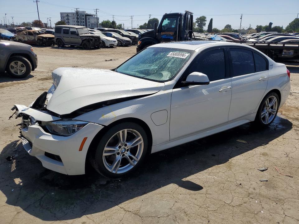 2018 BMW 3er VIN WBA8E1C56JA762677 COPART salvage auction — FRONT END, Ca - Salvage Certificate, sold $1,600 on 2026-08-03 (photo 1)