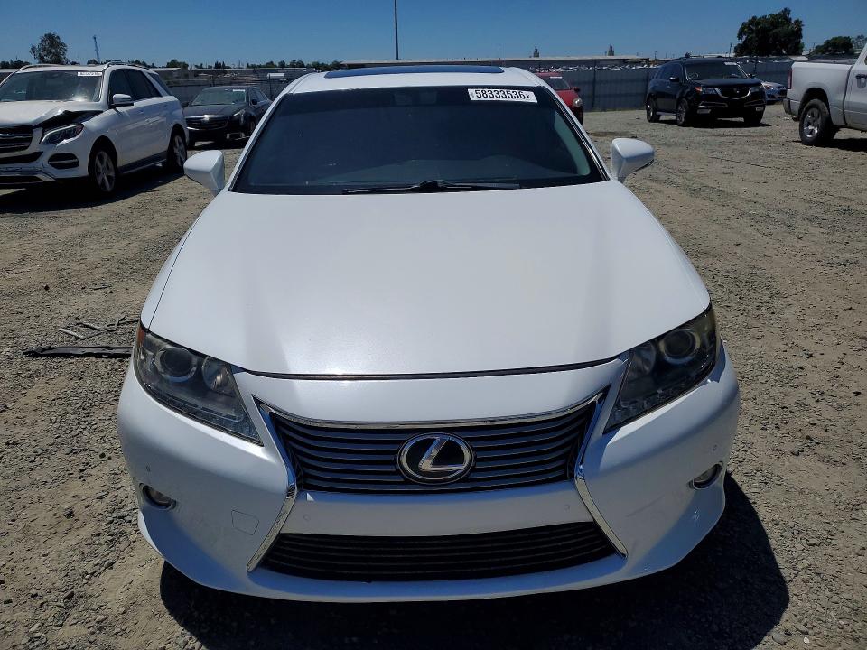 2014 Lexus ES VIN JTHBK1GGXE2087279 COPART salvage auction — PARTIAL REPAIR, CA - DIS/DLR/EXP ONLY CLEAN TITLE, sold $2,550 on 2026-07-02 (photo 5)