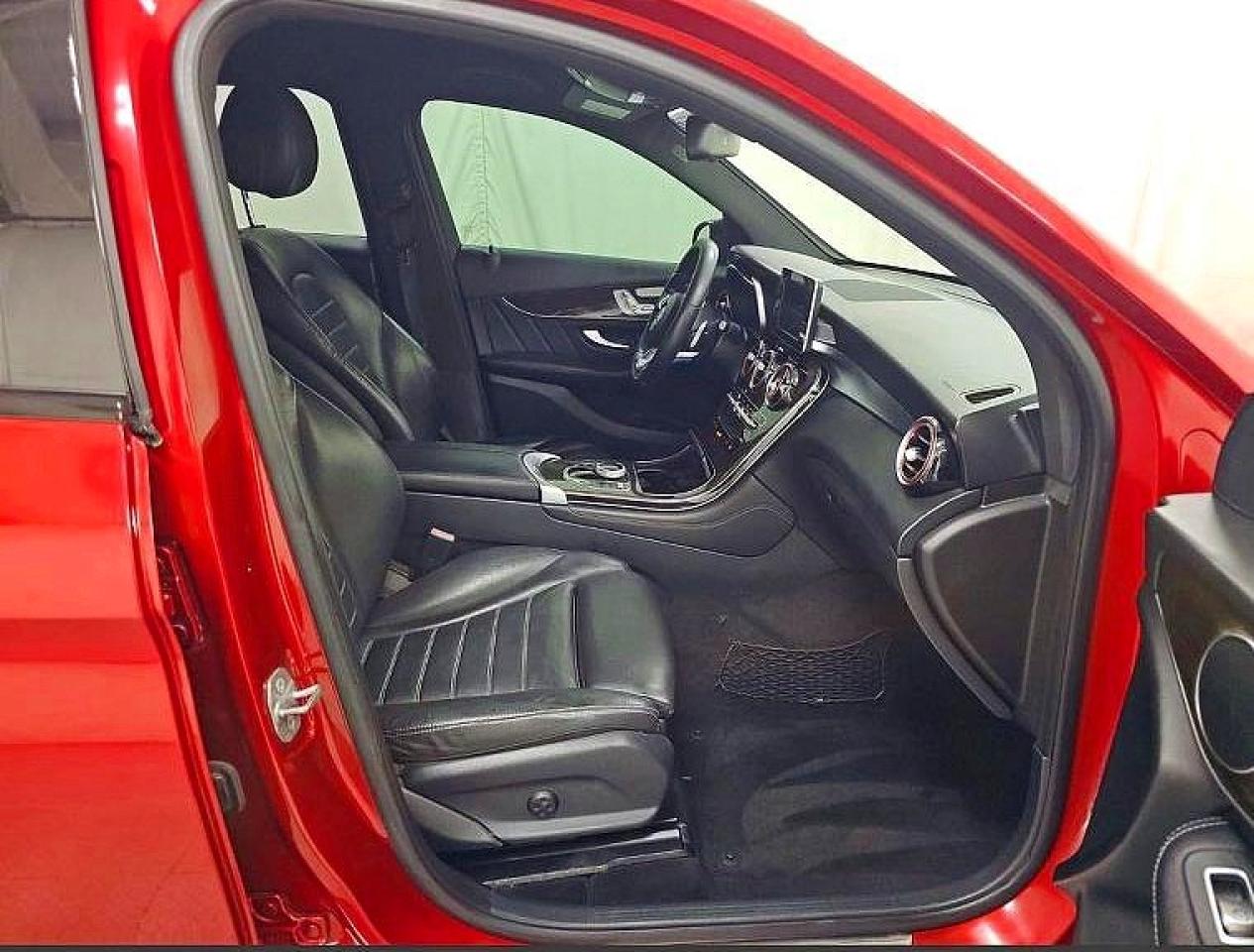 2018 Mercedes-Benz GLC-Class VIN WDC0G4JB5JV079991 COPART salvage auction — Normal Wear, IL - CERTIFICATE OF TITLE (P), sold $3,300 on 2026-07-01 (photo 5)