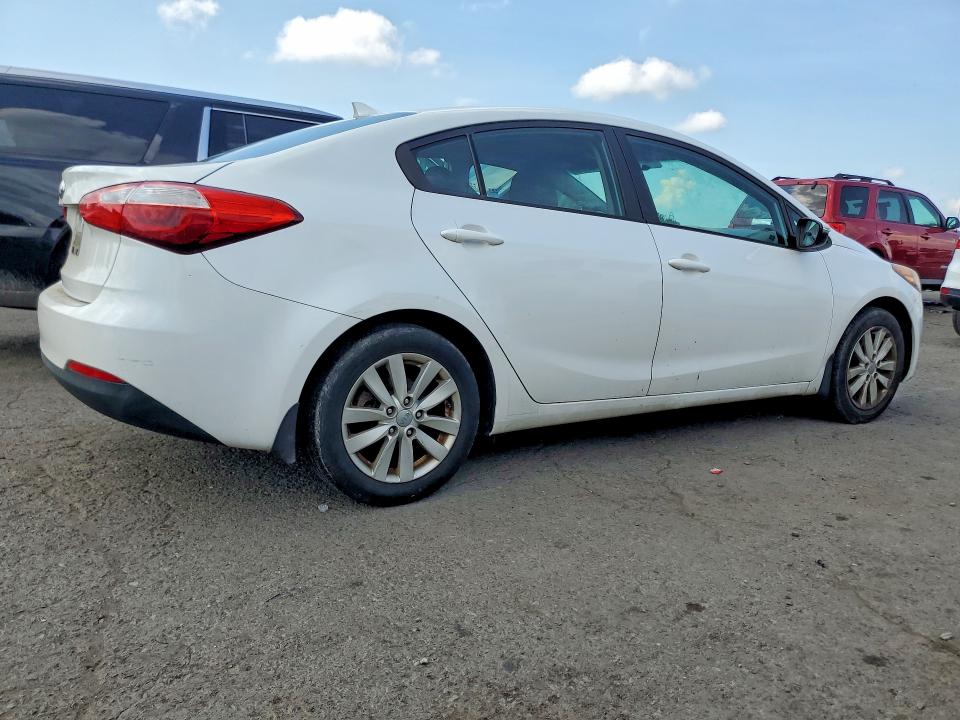 2014 Kia Forte VIN KNAFX4A60E5055121 COPART salvage auction — MECHANICAL, PA - CERT OF TITLE, sold $825 on 2026-07-02 (photo 3)