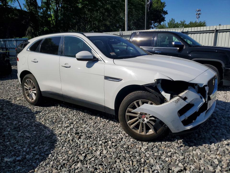 2018 Jaguar F-pace VIN SADCK2FX7JA248981 COPART salvage auction — FRONT END, MA - CERT OF TITLE-SALVAGE, sold $4,550 on 2026-07-09 (photo 4)