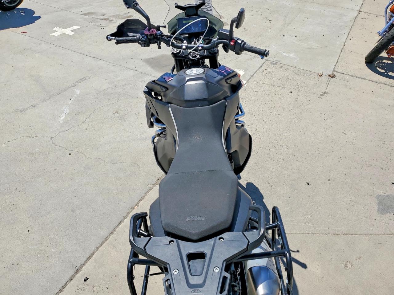 2021 Ktm 890 VIN VBKTS6401MM805183 COPART salvage auction — Front End, CA - SALVAGE CERTIFICATE, sold $1,850 on 2026-07-09 (photo 6)